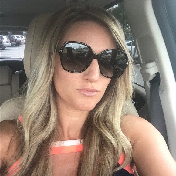 Meet your Posher, Jill - Picture 3 of 5